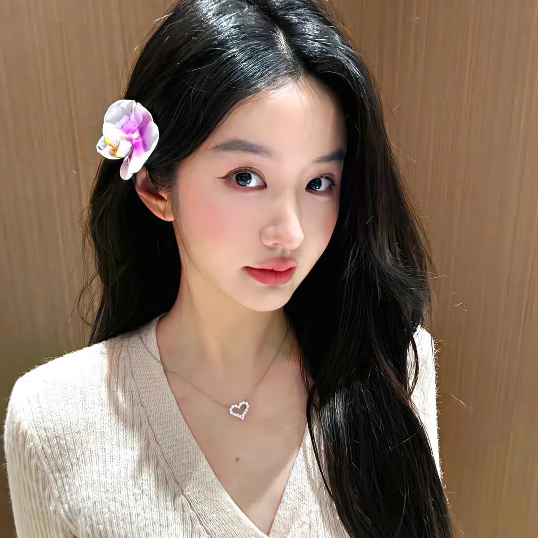 美女霓裳